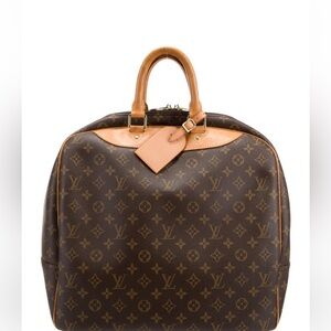 🥳Louis Vuitton Brown and Tan Evasion Duffel Bag with Monogram Design!